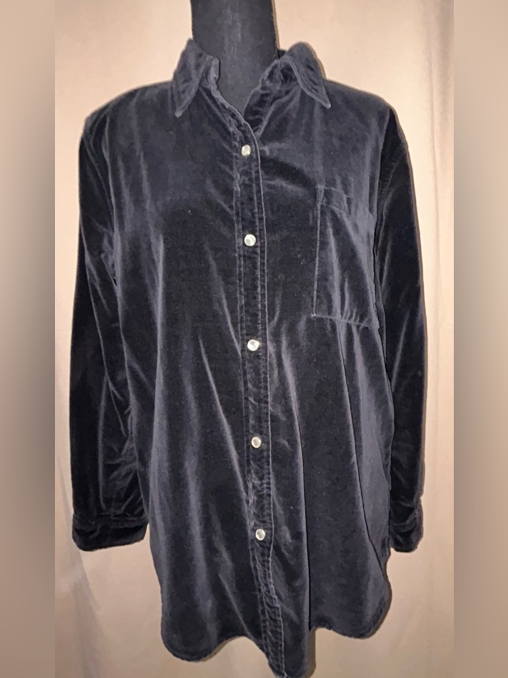 Sorrel velvet like black button down shirt. Womens medium 100% cotton